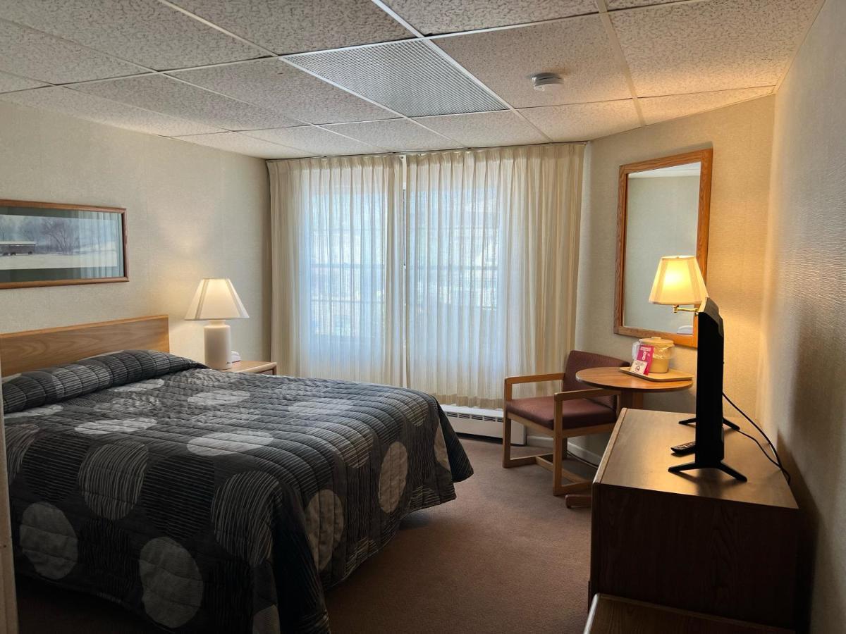 Shoreline Inn Grand Marais Dış mekan fotoğraf